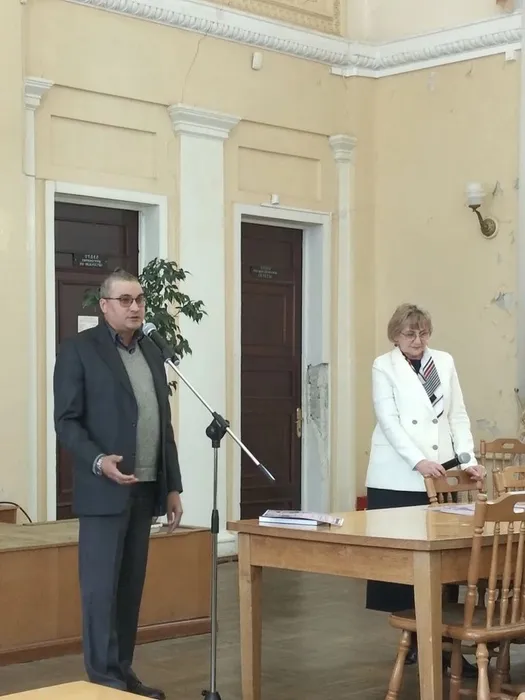 02511193-9e38-42f3-a764-fda99ad96419